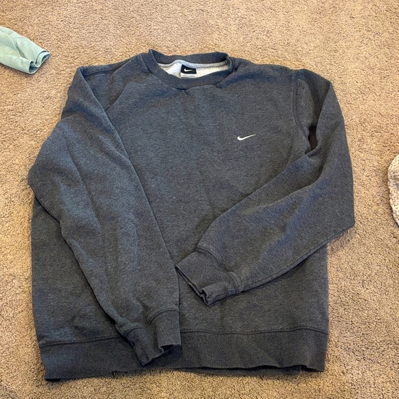 Vintage Y2K Nike Gray White Embroidered Swoosh Pullover Sweatshirt Mens Large - Picture 1 of 1